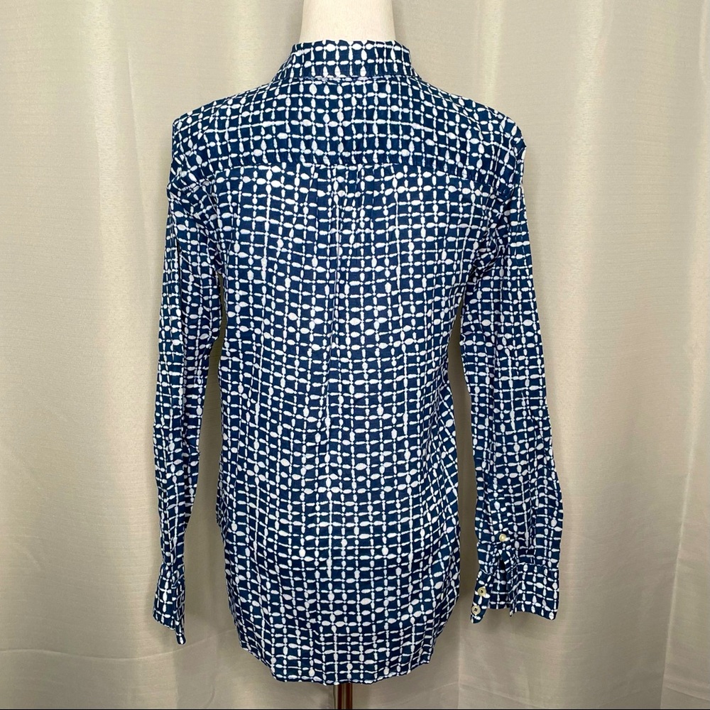 Talbots lightweight button down - Picture 2 of 5